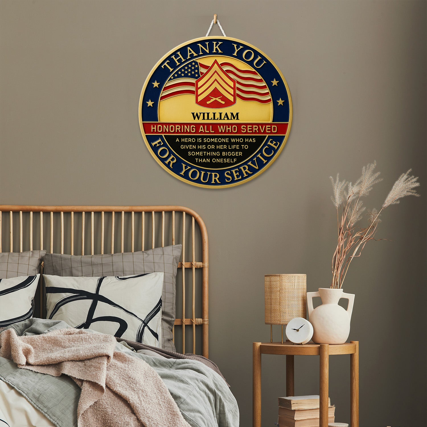 Personalized US MARlNE Round Wooden Sign